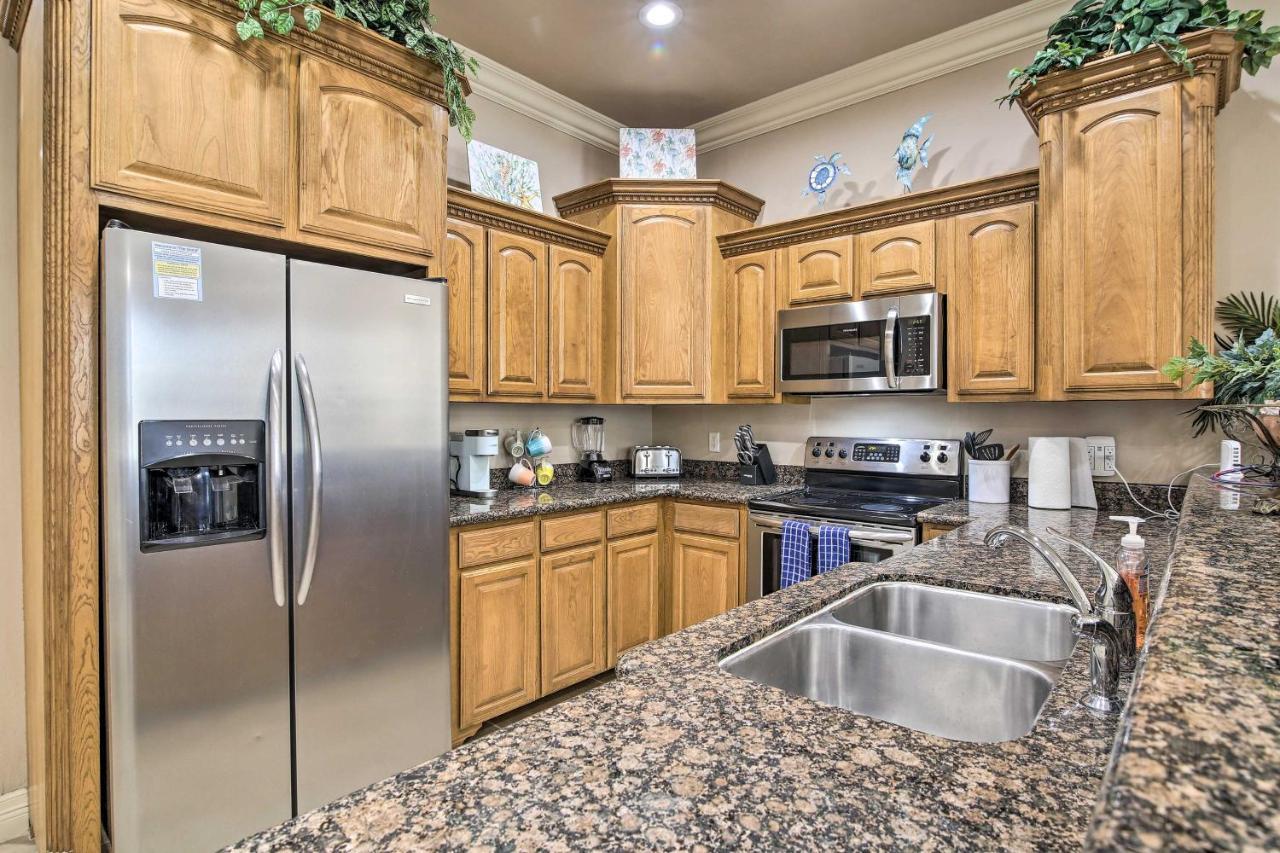 South Padre Island Condo - 200 Ft To Beach! Екстериор снимка