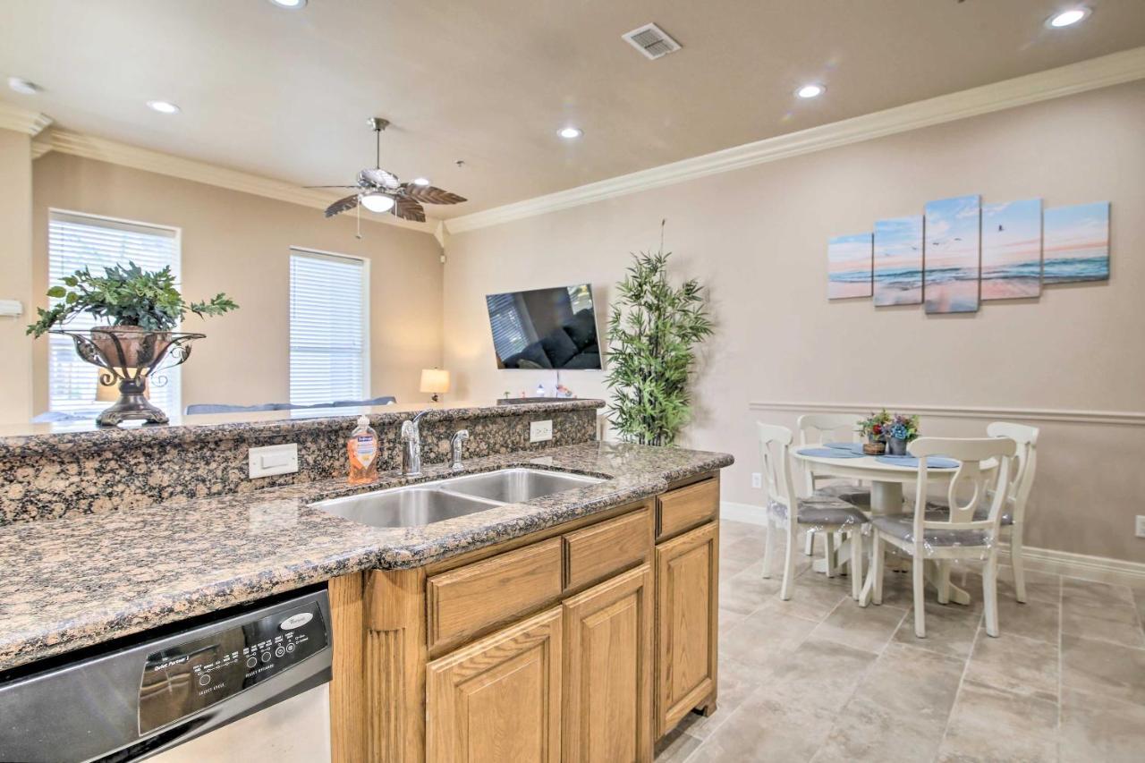 South Padre Island Condo - 200 Ft To Beach! Екстериор снимка