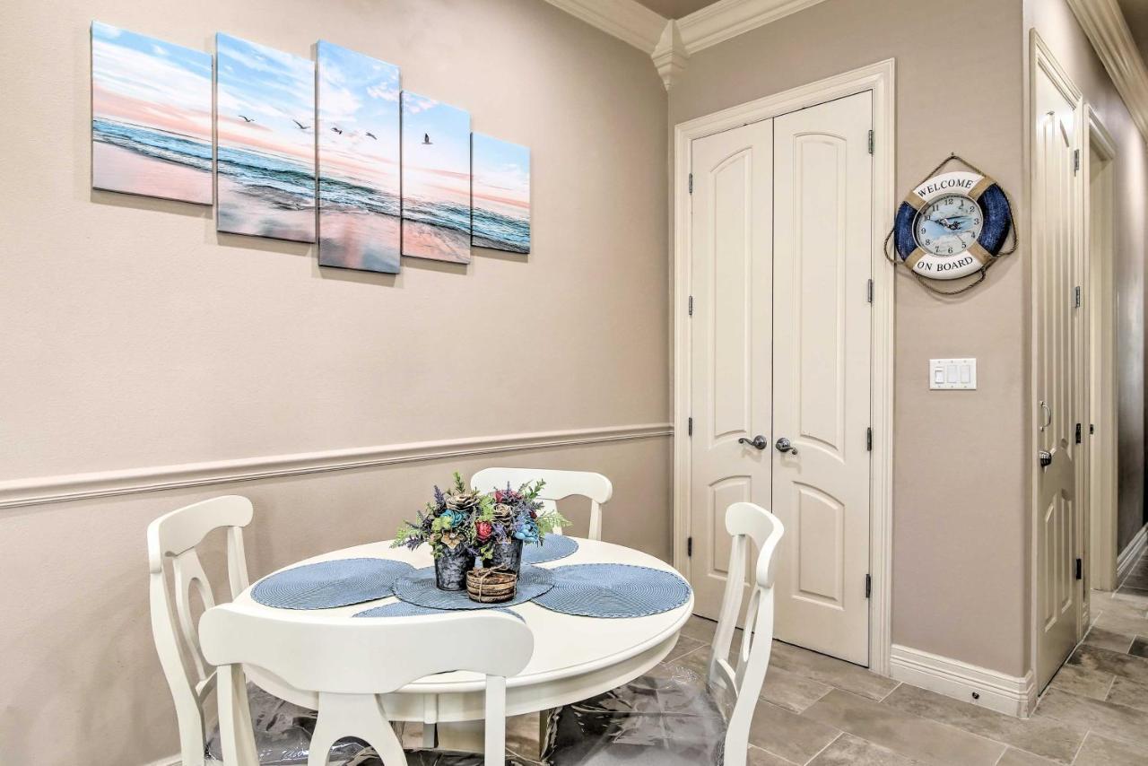South Padre Island Condo - 200 Ft To Beach! Екстериор снимка