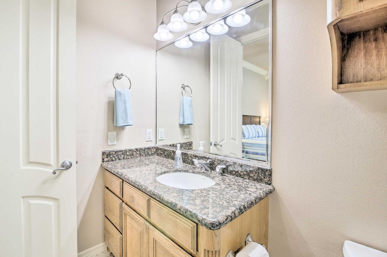 South Padre Island Condo - 200 Ft To Beach! Екстериор снимка