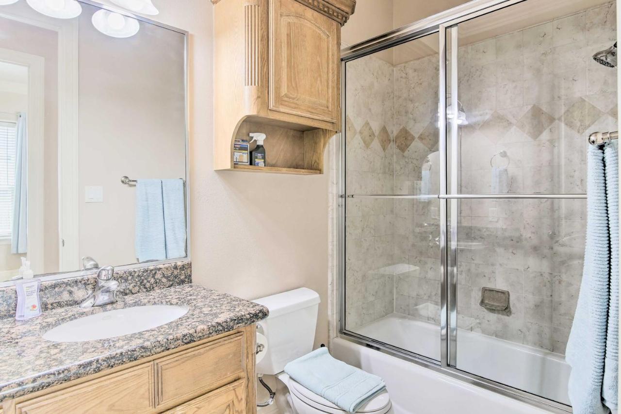 South Padre Island Condo - 200 Ft To Beach! Екстериор снимка